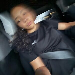 Meet your Posher, Posh